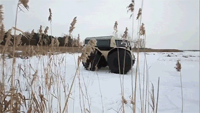 digg:  Hold on when did Russia get trucks that are actually tanks?