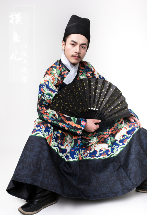 hanfugallery:Traditional Chinese hanfu by 摸鱼儿汉服工作室