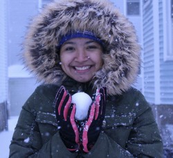 curly-hairedgoddess:  I actually love snow!!