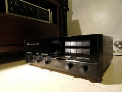 analog-dreams:  Sansui AU Alpha 607 by -calzulueta-