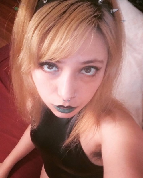 ivyaugustine:#costest for #bowsette today! Come see it in action here~ Ivy_Augustine.cammodels.com .