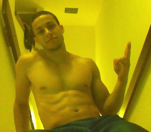 carmenvita:  latinricanpapi69:  puertorrricanhot:  Puerto Rican  Yummy  carmenvita
