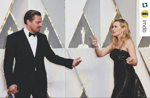 entertainment-nula:Caption this! #Oscars #leonardodicaprio #katewinslet #neverletgoKate: “This is yo