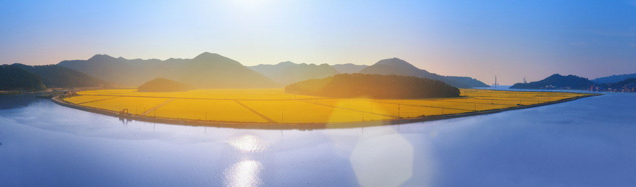 lovesouthkorea:  Sceneries of South Korea by Brandon HM Oh 