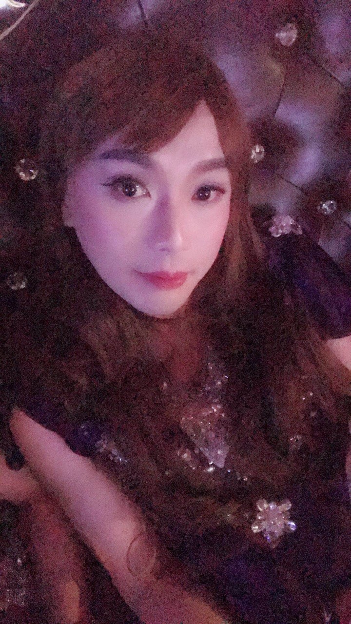katelau69:  I am available to meet and talk on wechat but no donation on wechat no