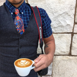 bows-n-ties:  Paisley Tie + Check Shirt + Gray Vest 