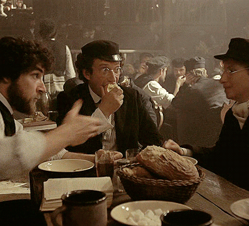 Yentl 1983