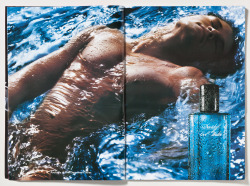 afakasii:Davidoff Cool Water Advertisement - Introduced in the fall of 1991