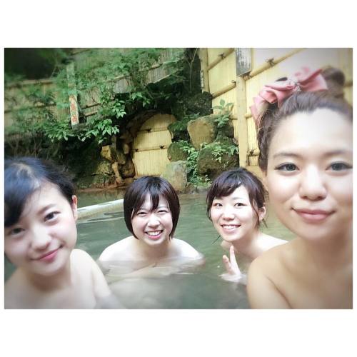 Porn Pics soakingspirit:  shiominnieee  新しいオモチャを手に入れたので伊香保温泉♡#instalove