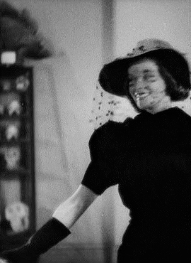 filmgifs:Katharine Hepburn’s outfits in Bringing Up Baby (1931)Costume design by