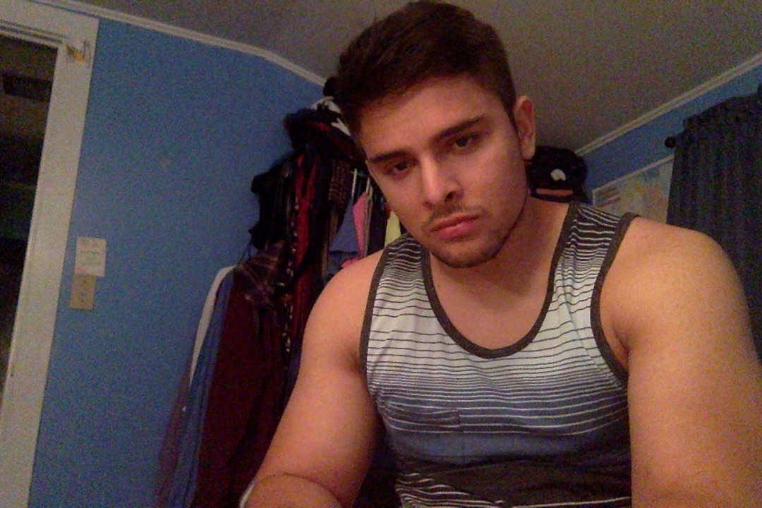c-bassmeow:  hola ! 