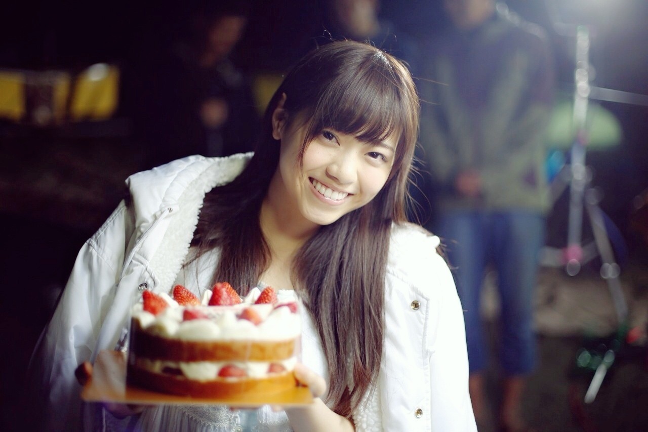 turkeywen:  西野七瀬とケーキ   お誕生日おめでとう !!