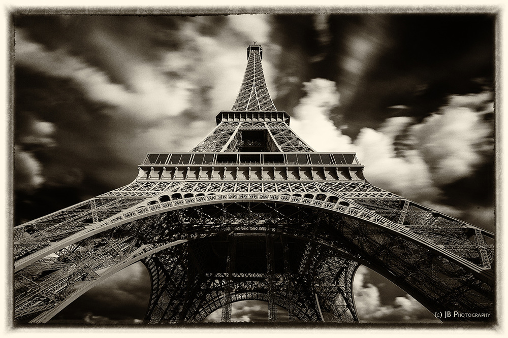 La Tour Eiffel by Jürgen Brochmann