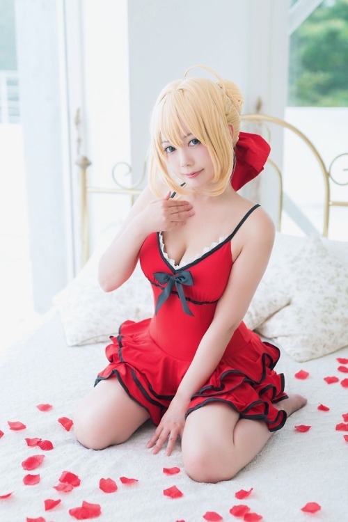 cosplayheaven - Saber Nero, Red Dress Version | Fate Extra CCC...