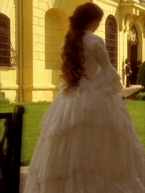 wardrobeoftime: Costumes + Sisi (2009)Elisabeth in Bavaria’s white dress in Episode 01.