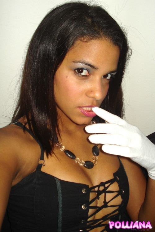 http://prettypolliana.tumblr.com/post/66821236772