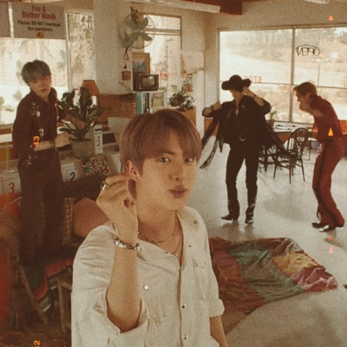 KIM SEOKJIN