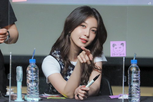7-dreamers:[210627] Ilchi Art Hall Fansign 1 ©4D(For DAMI) | Do not edit 