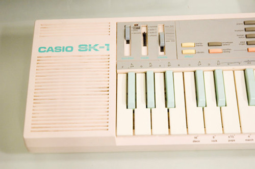 XXX meiringen:  Pink Casio SK-1 Sampling Keyboard photo