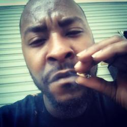 jeromessmokiejohnson:  #marijuanaphotosubmission