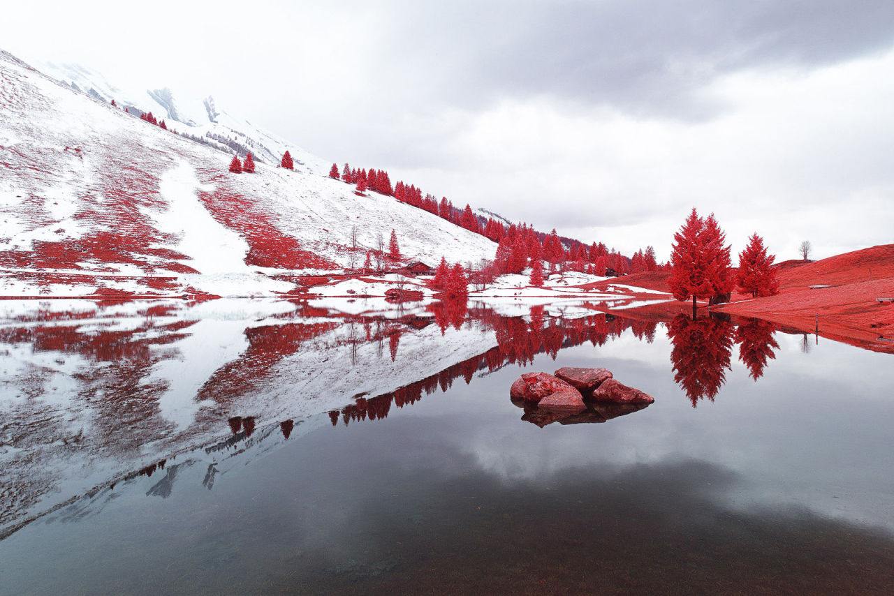 banshy:  Infrared // Pierre-Louis FERRER  