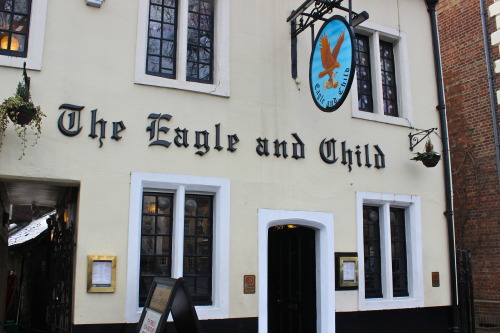 ayouthinclinedtoramble:The Eagle and Child. Oxford, England.