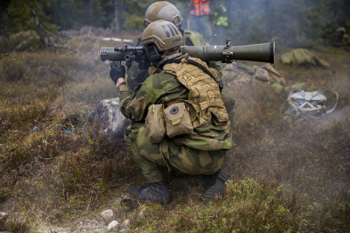 militaryarmament:  Recruits with The Norwegian Army’s Manoeuvre School’s Mechanized Company Group (KESK) during a live fire exercise at Rena Military Base. June 4, 2015.