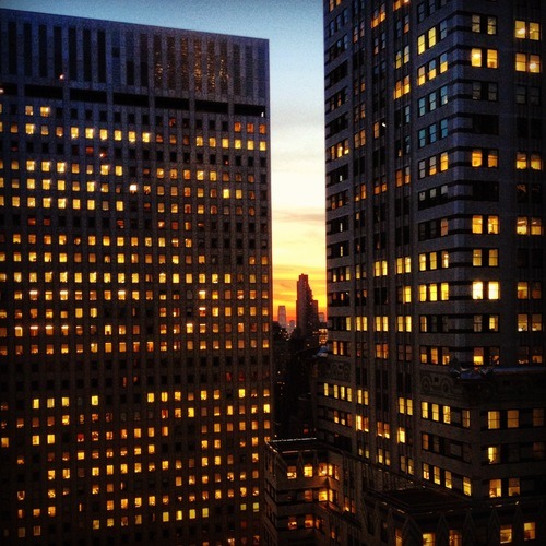 instagrammednewyork:  Peek-A-Boo Sunset in Midtown 