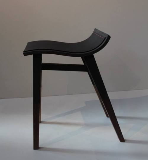 everything-creative: Louise a desk and stool set by Guilhem Huynh Guilhem Huhn is a French cabi