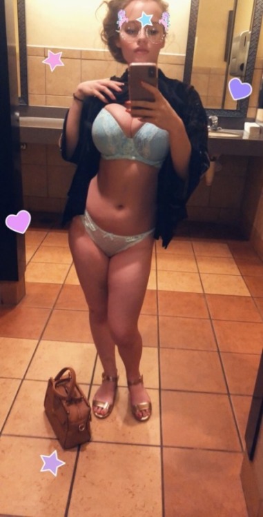 acabarprincess: edgy on the outside, soft little dumb baby on the inside (who likes public flashing&
