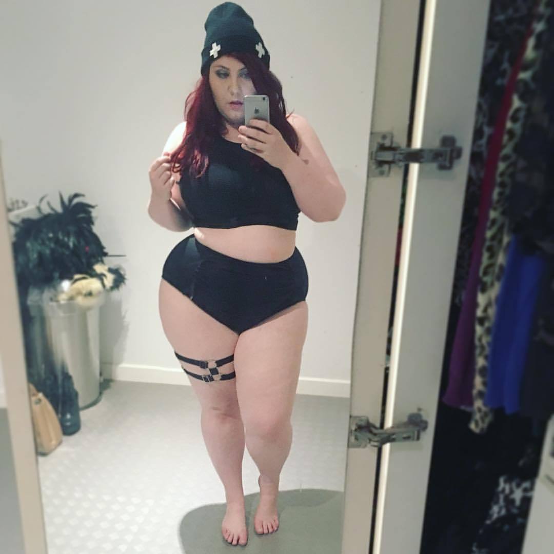 thechelseasmilex:  I’m not even sorry for the harness spam. Another shot of my