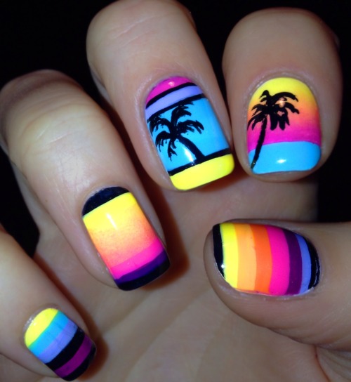 adifferentshade: Vote for me?! I decided to enter one of my designs to the Sally Hansen i-heart-nail