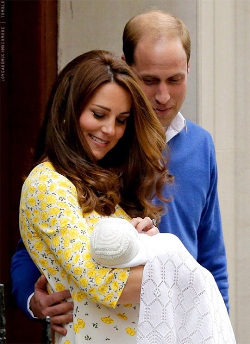 thecambridgesuk:  Duke and Duchess of Cambridge watching their little sleeping beauty, Charlotte.