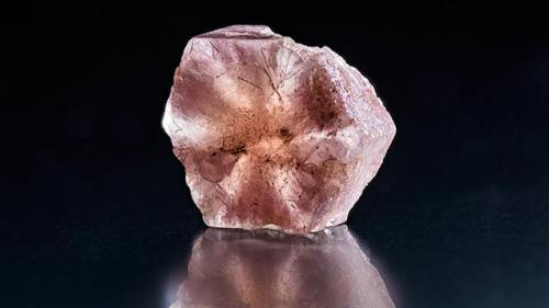 A new trapiche gemPezzottaite (see http://on.fb.me/15DU72Z) is a rare cousin of beryl, so it is no s