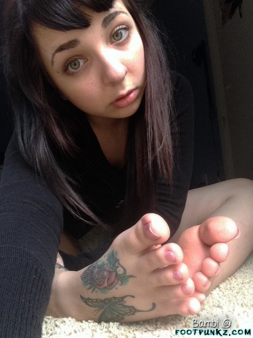 Bambi’s perfect tattooed feet, out of her shoes, and into her mouth. Yum. full set - http://www.foot