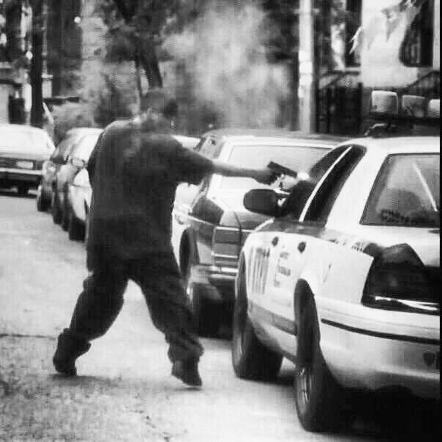 misdvine:  thekoven:  Real Thuggin   Is this real ?