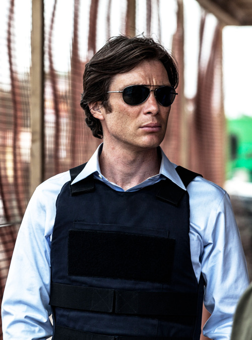 ohfuckyeahcillianmurphy: Cillian working a serious pout as Agent Anderson in Transcendence. New stil