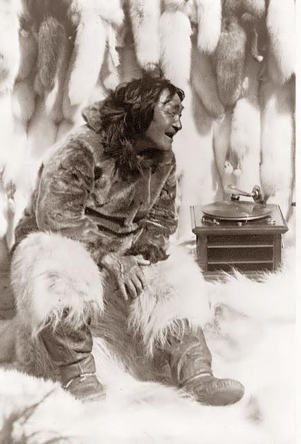 aiiaiiiyo: Eskimo man listening to his record