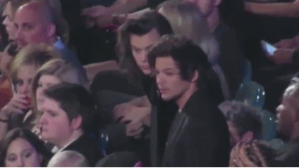 larrystylinstagram:  they were fucking told to change seats