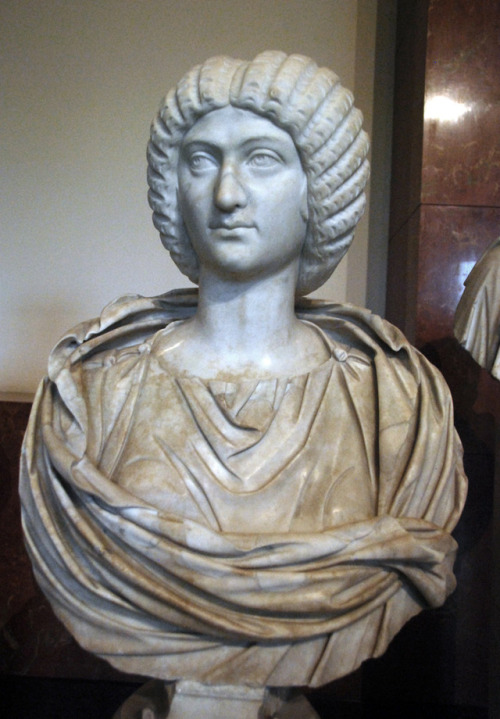 somniapluviae: myglyptothek: Empress Julia Domna. 193 AD. Marble. Musée du Louvre, Paris