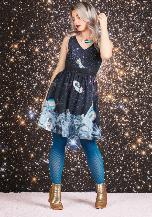 sosuperawesome: Dresses by ModClothPlanetarium Parade Babydoll Dress (with Pin-Up With Pizzazz Tight