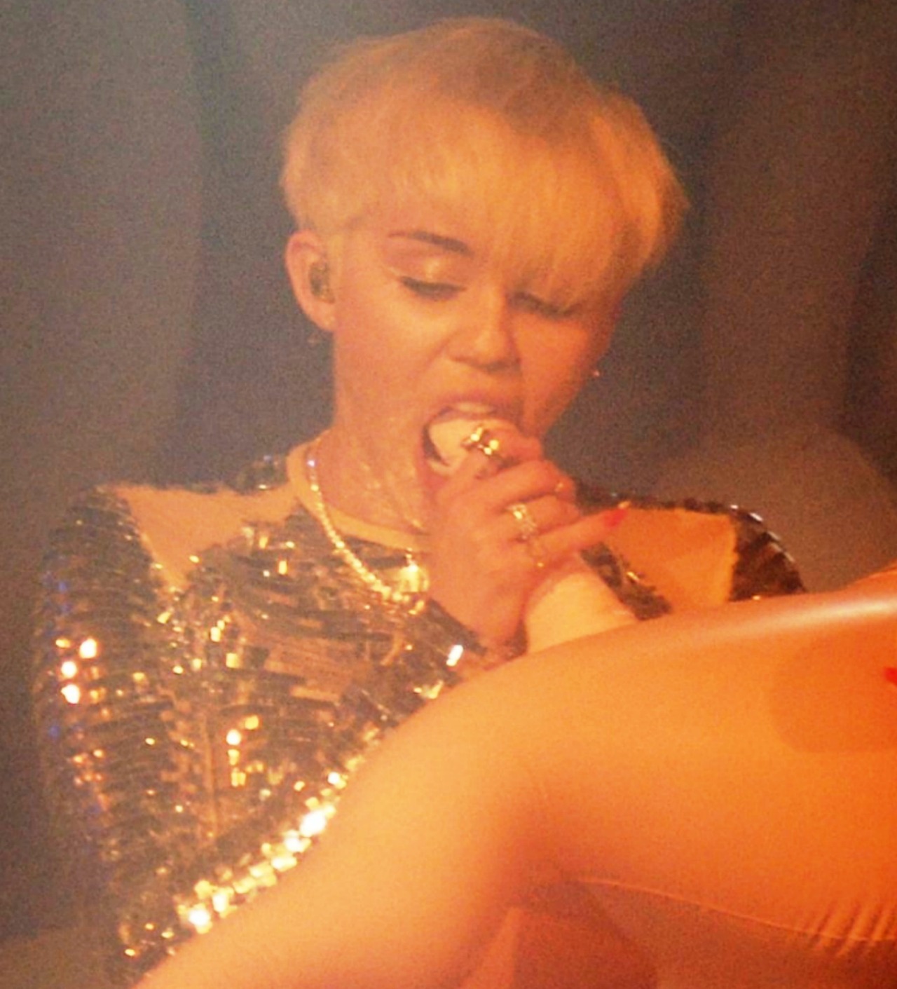 drstinkfingertoo:  Miley Cyrus is not a whore  blowing it up