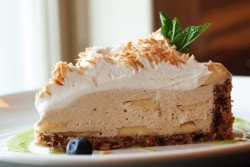 vegan-sophistication:  Coconut Banana Cream Pie {Raw Vegan &amp; Gluten-free}