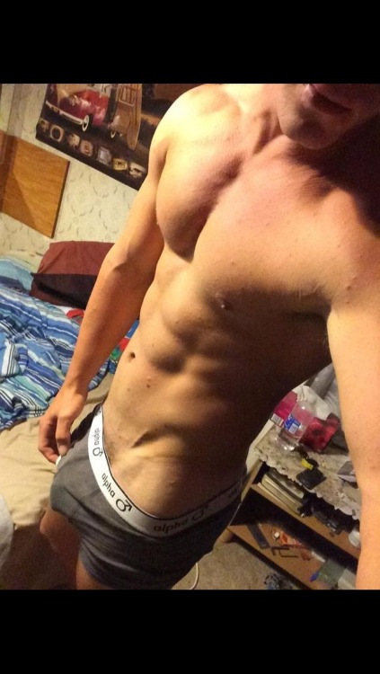 ksufraternitybrother:  AUSSIE DUDEKSU-Frat Guy: Over 94,000 followers and 63,000 posts.Follow me at: ksufraternitybrother.tumblr.com