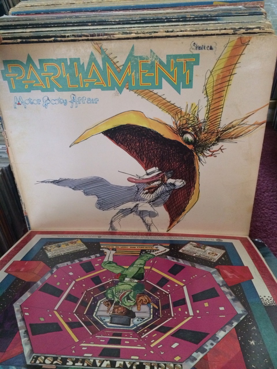 cupsandcrates:  drstrangeloves:  More albums  Perfect.   I&rsquo;d love to put