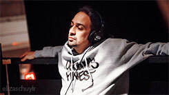 elizaschuylr:  MAKE ME CHOOSE         ↳ anonymous asked: lin-manuel miranda