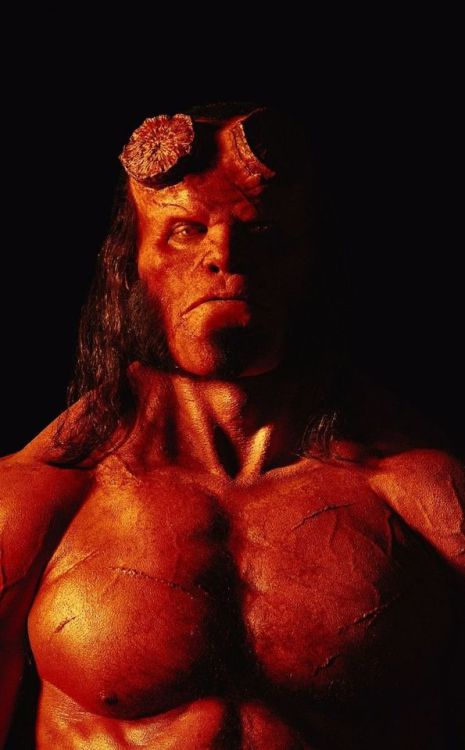 2019 Hellboy, movie, David Harbour, 950x1534 wallpaper @wallpapersmug : ift.tt/2FI4itB - htt