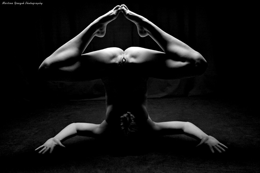erotismus:  Relax !! by pgrf9s1qdt. The sexiest babes!! // ¡Las chicas más sexys!