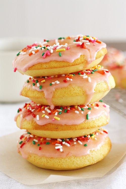 foodluxury:  Love Food? This blog is for you. 