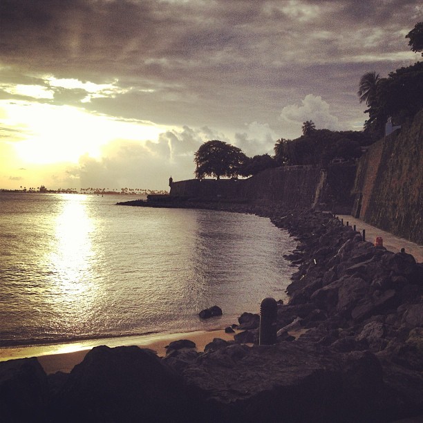 khaled7400:  #LaFortaleza in #SanJuan #PuertoRico. (at La Fortaleza: Palacio de Santa